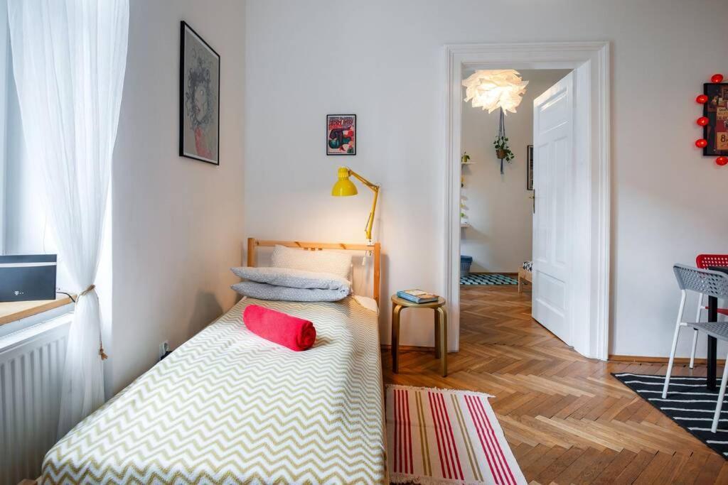 Blue Peace-Apartment With Free Parking In Center For 1-6 People Krakow Ngoại thất bức ảnh