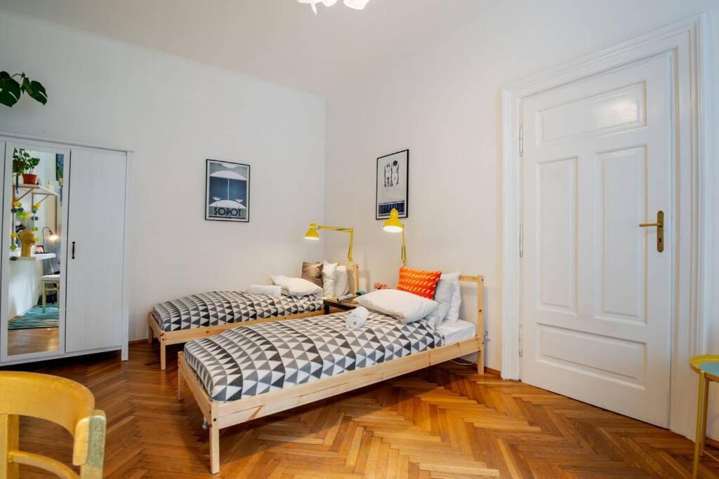 Blue Peace-Apartment With Free Parking In Center For 1-6 People Krakow Ngoại thất bức ảnh